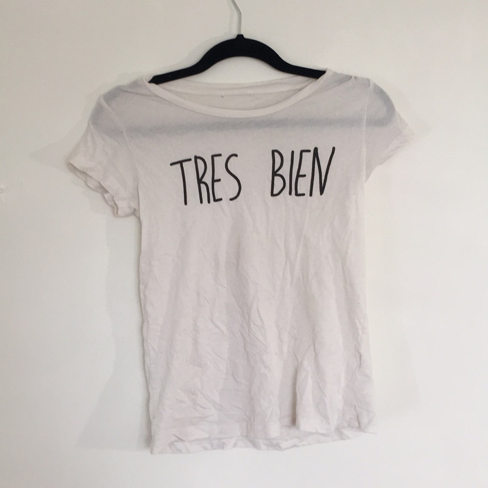 Forever 21 “Tres Bien” Tee